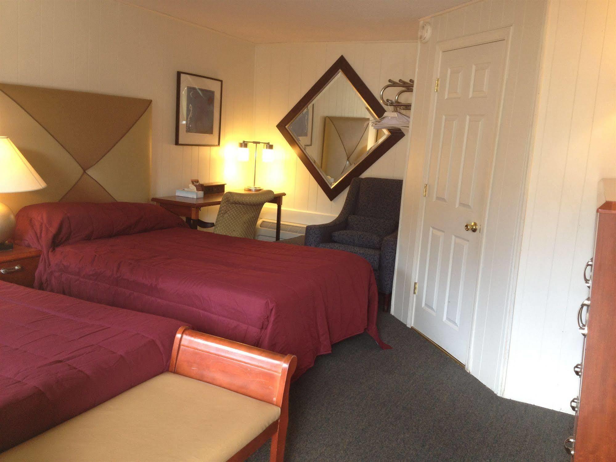 Motel Montreal Озеро Джордж Экстерьер фото